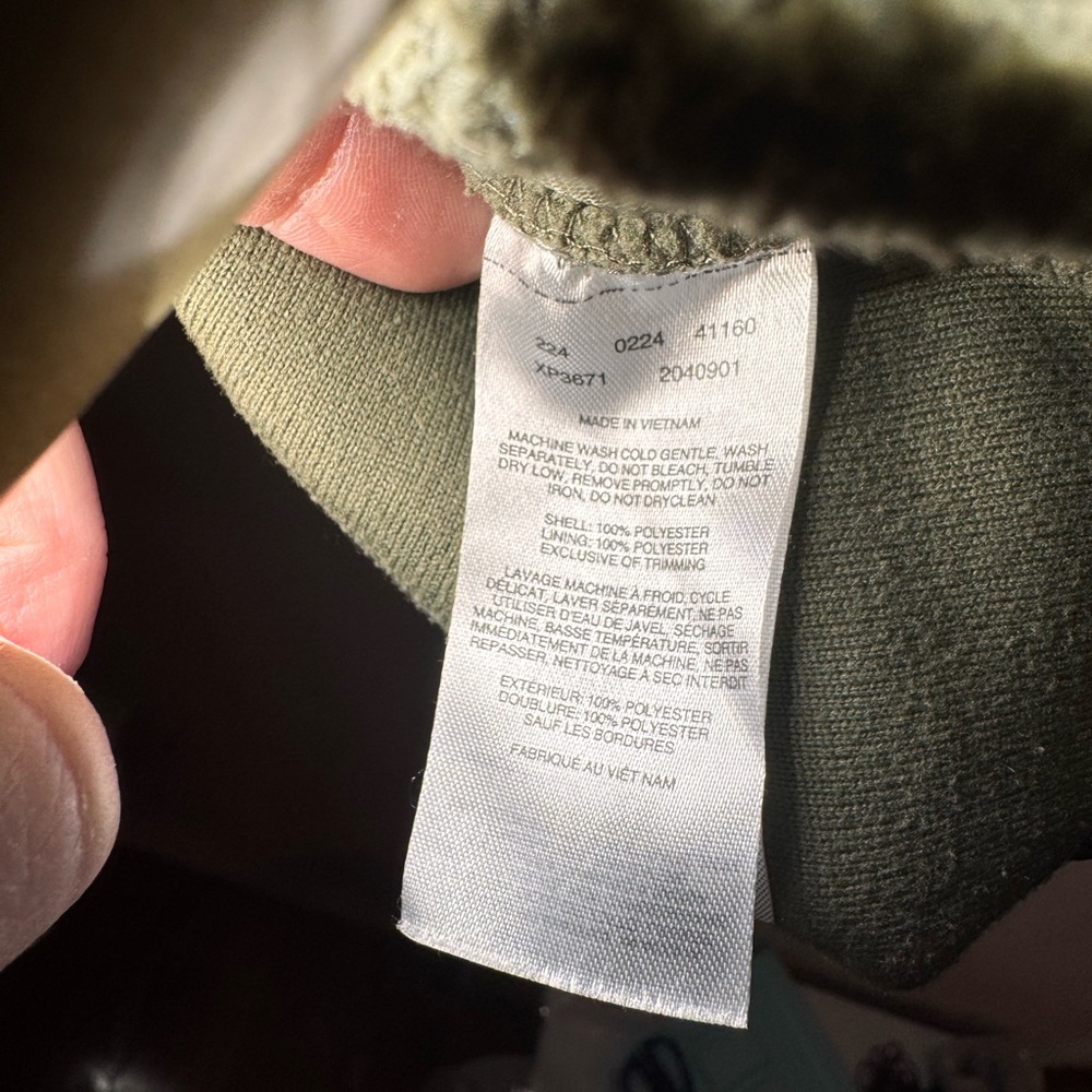Columbia Olive and Cream Fleece with Blue Accent - Picture 7 of 9
